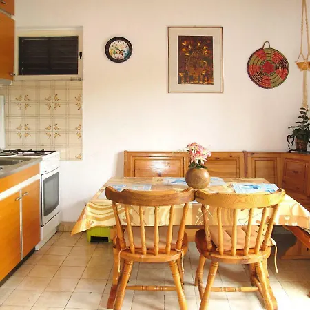Apartment Babic - Iso300 Apartamento