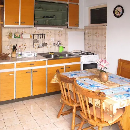 Apartment Babic - Iso300 *